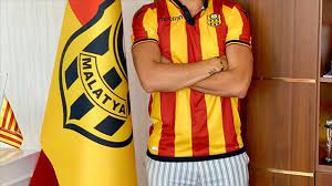 Bu ürün geçici olarak temin edilememektedir. Yeni Malatyaspor Da Orta Saha Transferi
