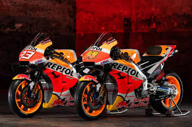 Honda pro racing is the official honda racing site with motogp, moto2, moto3, sbk, wss, mx1, mx2, world enduro, ewc, wec, dakar, rally, trials and world racing news, features, blogs, results. Motogp Honda Presents Marquez And Espargaro Bikes For The 2021 Season Motonews World