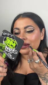 A pleasent surprise #whirllipstick #nationalipstickday #macwhirl  #macfleshpot #maclipstick