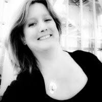 Yvonne Larkin's Instagram, Twitter & Facebook