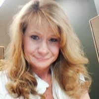 Pamela Mullaney's Instagram, Twitter & Facebook