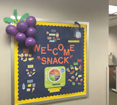School Nurse Bulletin Board Idea For Back To School Health Bulletin Boards Nurse Bulletin Board Nursing School