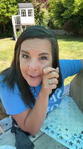 HAPPY MONDAY yall! Come hangout while we have some backyard crafty fun and  lots of giftaways 🥳🇺🇸☀️