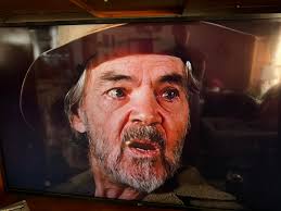 If you had to pick three episodes from the series which ones would you  pick￼? Three episodes you could watch over and over again and never get  tired of. Mine: The Pilot