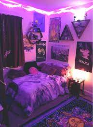 Cozy Bedroom Ideas From Remarkable To Lovely Room Styling Help Pin Style Unit Bedroomideas Bedroom Chill Room Aesthetic Bedroom College Apartment Decor