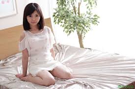 URVRSP-028 久违一年半！暗黑温妮「水鸟文乃」扛住无码界摧残重新上马变身女友风美少女-优优日报