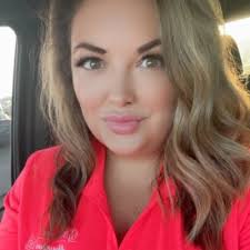 Tell me your boss got style without telling me your boss got style. Mr.  Miami in the building 😃