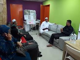 Untuk permainan kedua, saya bisa bertahan sampai 3 menit, sampai akhirnya saya kelelahan lagi. Alhamdulillah Ada Pondok Pendidikan Dewasa Unais Facebook