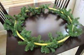 How To Dining Room Wreath Outdoor Christmas Wreaths Large Christmas Wreath Lighted Wreath Diy