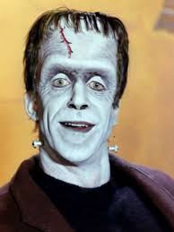 Herman Munster: Humor e Diversão para Amantes de Animes