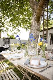 Visit our midsommarfest microsite for more information about the 2019 event! Midsommar Fest Oder Sommerhochzeit Im Eigenen Garten Ideen Tipps Hochzeitsblog The Little Wedding Corner Gartenhochzeit Gartenparty Hochzeit Sommerhochzeit