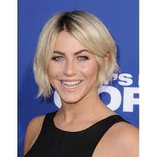 Julianne Hough At Arrivals For Lets Be Cops Premiere Canvas Art 16 X 20 Hairstyles For Thin Hair Really Short Hair Thin Hair Haircuts