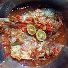 Usaha kuliner menjual resep pecak ikan mas. Pecak Ikan Bandeng By Enie Karyati Langsungenak Com