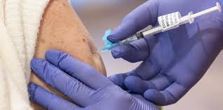 I västra götaland fördelas vaccin i fas 2 efter hur många äldre listade patienter vårdcentralerna har. Astra Vaccinet Stoppas Inte I Vastra Gotaland Gp