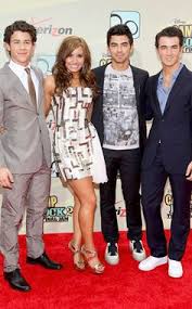 Nick Joe Kevin Jonas Demi Lovato From Movie Premieres Red Carpets And Parties Jonas Brothers Demi And Joe Demi Lovato Camp Rock