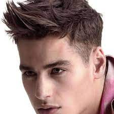 Taglio capelli uomo sidecut con lungo ciuffo laterale. Tagli Capelli Uomo Con Ciuffo Foto Qnm