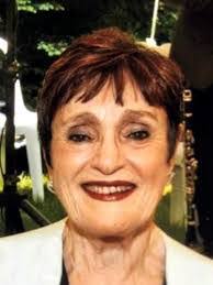 Leah Simonson's Instagram, Twitter & Facebook