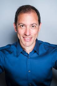 Hector Robles's Instagram, Twitter & Facebook