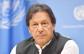 ممثل هندي مواليد مدينه ماديسون بالولايات المتحده, في 13 يناير 1983, وهو ابن شقيقه الفنان عامر خان, وحفيد المخرج والمنتج ناصر حسين. Ø¬Ø±ÙŠØ¯Ø© Ø§Ù„Ø¨Ù„Ø§Ø¯ Ø¹Ù…Ø±Ø§Ù† Ø®Ø§Ù† ÙŠØªÙ‡Ù… Ù…ØªØ¸Ø§Ù‡Ø±ÙŠÙ† Ø´ÙŠØ¹Ø© Ø¨Ù€ Ø§Ø¨ØªØ²Ø§Ø²Ù‡