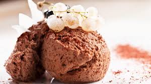 Mousse Au Chocolat A La Paul Bocuse Schokoladenmousse Lebensmittel Essen Toblerone