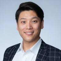 Lloyd Lin's Instagram, Twitter & Facebook