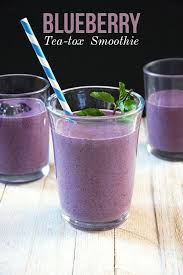 Vegan Blueberry Tea Tox Smoothie I 24 Carrot Life This Smoothie Has No Refined Sugars And Is A Great Way To R Blueberry Tea Clean Eating Detox Blueberry Juice