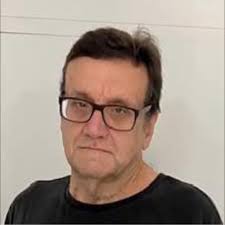 Do you think changing your name can change your life? Now let's find out.  Chloe Bennet. She's a semi-famous American actress who's gotten pretty big  roles in the last few years. You