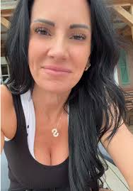 Spending doll hairs with my guys 💚 @SCHEELS