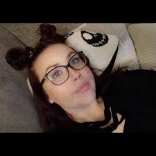 How to enlarge images in design space?