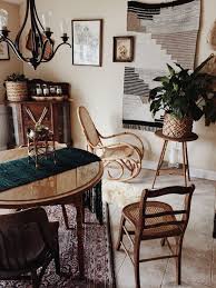 Pin By Vintage And Swoon On Vintage And Swoon Home Furnishings Vintage House Furnishings