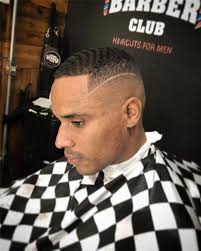 No black man wants to get a haircut that won't fit or will make him unrecognizable, so this is why a black man is here are a few of those black men hairstyles 2021: 35 Stylish Fade Haircuts For Black Men 2021 Lead Hairstyles