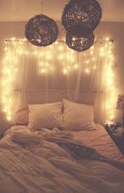 54 Cozy Small Bedroom Design Ideas With Fairy Lighting Headboard Curtains Christmas Decorations Bedroom Bedroom Decor
