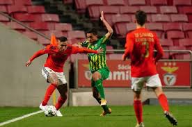 Everton sousa soares is a forward who have played in 14 matches and scored 3 goals in the 2020/2021 season of liga nos in portugal. Everton Everton Sousa Soares Benfica
