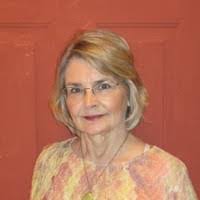 Sandy Beyer's Instagram, Twitter & Facebook