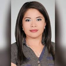 karla Espinosa. (@karladeArrobo)