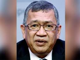 Abdul gani patail a huquqshunoslik bakalavriati dan (hons) daraja malaya universiteti 1979 yilda. Afidavit Gani Patail Antara Faktor Pertuduhan Musa Aman Ditarik Balik