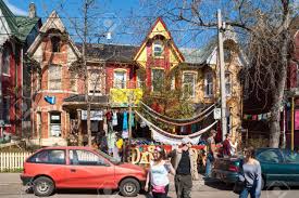 As the foremost independent commercial publishing house in the united states. Hauser Und Geschafte In Kensington Kensington Market In Toronto Ist Eine Multikulturelle Viertel In Der Stadt Und Wurde Im November 2006 Eine National Historic Site Of Canada Proklamiert Lizenzfreie Fotos Bilder Und
