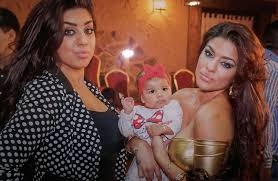 La rebe se lleva el disgusto de su vida por culpa de su padre. La Rebe De Plasencia Publicaciones Facebook