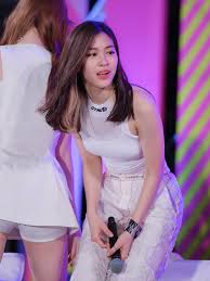 Peach On Twitter Cute Beauty Kpop Girls Girl Crushes