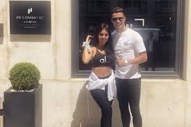 Check out this biography to know about her birthday, childhood, family. Georgina Rodriguez Admits That She Was Fascinated By Cristiano Ronaldo In The First Meeting Okezone Football Netral News