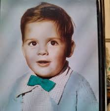 Illustration from "20,000 Leagues Under the Sea" (1869-1870). Today "Retro  Science Fiction" reached the number of 20,000 followers. Thank you all for  your loyalty!