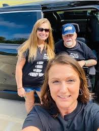 Tricia Riel's Instagram, Twitter & Facebook