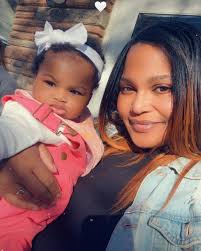 CHECK MY GIRL OUT! Amoni Kenner😍🥰