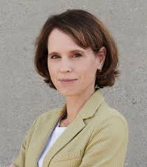 📢 Grosse Vorfreude auf einen spannenden Abend. Kommt vorbei 🍓 🥐 🍷