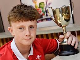 Rhai o gystadleuwyr llwyddiannus yr Ŵyl eleni Lluniau'r Eisteddfod