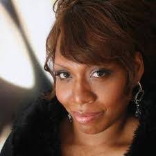 Lisa Stefani's Instagram, Twitter & Facebook