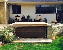 Jacuzzi J Lx Spa Set In Flagstone Www Gordonandgrant Com Jacuzzi Spa Jacuzzi Design
