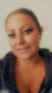 Elisha Williamson's Instagram, Twitter & Facebook