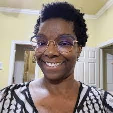 Ursula Evering's Instagram, Twitter & Facebook