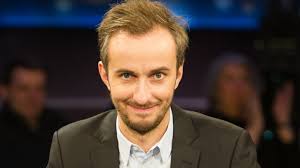 Nach dem urteil des landgerichts hamburg (lg), das im februar bereits die meisten passagen für unzulässig erklärt hatte, legte erdogans kölner anwalt mustafa kaplan berufung ein. Bohmermann Kassiert Einstweilige Verfugung Medien Sz De